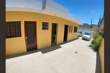 Casa à venda com 150m², 3 quartos e 5 vagas