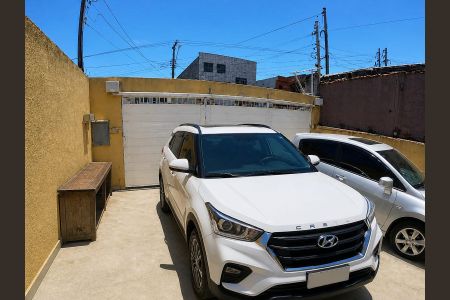 Área externa de casa à venda com 3 quartos, 150m² em Vila Ivone, São Paulo