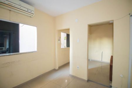 Sala de casa para alugar com 1 quarto, 70m² em Mutua, São Gonçalo