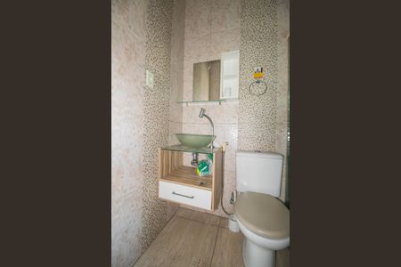 Banheiro de casa para alugar com 1 quarto, 70m² em Mutua, São Gonçalo