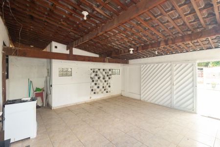 Quintal de casa para alugar com 2 quartos, 90m² em Campo Grande, Rio de Janeiro