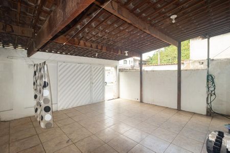 Garagem de casa para alugar com 2 quartos, 90m² em Campo Grande, Rio de Janeiro