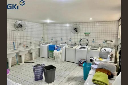 Apartamento à venda com 30m², 1 quarto e 1 vaga