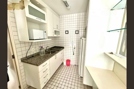 Apartamento à venda com 30m², 1 quarto e 1 vaga