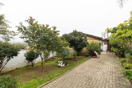 Casa à venda com 360m², 3 quartos e 2 vagasQuintal