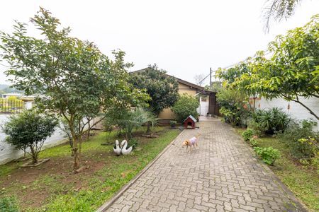Casa à venda com 360m², 3 quartos e 2 vagasQuintal