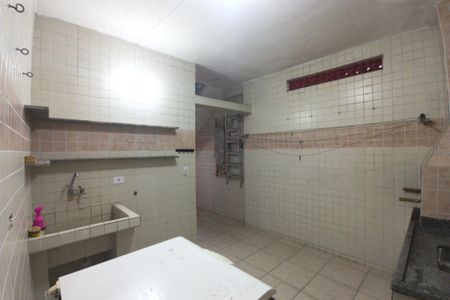 Casa para alugar com 140m², 2 quartos e 1 vaga Casa para alugar com 140m², 2 quartos e 1 vagaÁrea de Serviço