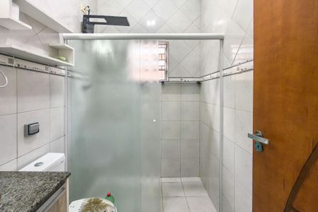 Casa para alugar com 140m², 2 quartos e 1 vaga Casa para alugar com 140m², 2 quartos e 1 vagaBanheiro