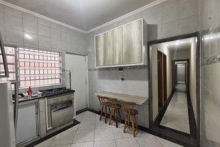 Cozinha de casa para alugar com 2 quartos, 140m² em Nova Mirim, Praia Grande