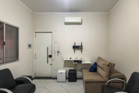 Sala de casa para alugar com 2 quartos, 140m² em Nova Mirim, Praia Grande