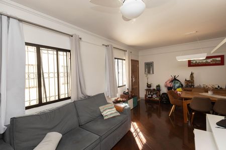 Casa de condomínio para alugar com 200m², 3 quartos e 2 vagas Casa de condomínio para alugar com 200m², 3 quartos e 2 vagasSala
