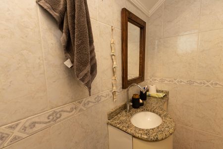 Casa de condomínio para alugar com 200m², 3 quartos e 2 vagas Casa de condomínio para alugar com 200m², 3 quartos e 2 vagasLavabo