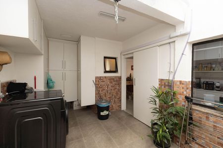 Casa de condomínio para alugar com 200m², 3 quartos e 2 vagas Casa de condomínio para alugar com 200m², 3 quartos e 2 vagasÁrea de Serviço