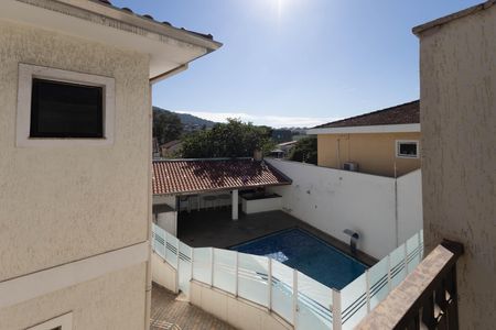 Casa de condomínio para alugar com 200m², 3 quartos e 2 vagas Casa de condomínio para alugar com 200m², 3 quartos e 2 vagasBanheiro da Suíte / Vista