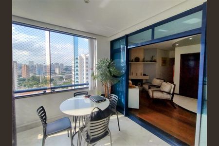 Apartamento à venda com 4 quartos, 240m² em Jardim Avelino, São Paulo