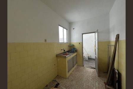 Apartamento à venda com 75m², 2 quartos e sem vagaCozinha