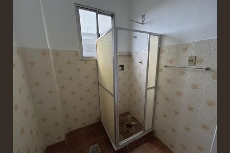 Banheiro de apartamento à venda com 2 quartos, 75m² em Vila Valqueire, Rio de Janeiro