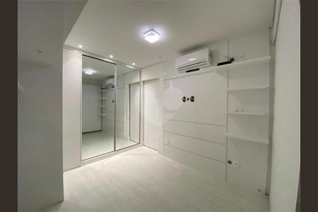 Apartamento à venda com 50m², 1 quarto e 1 vaga