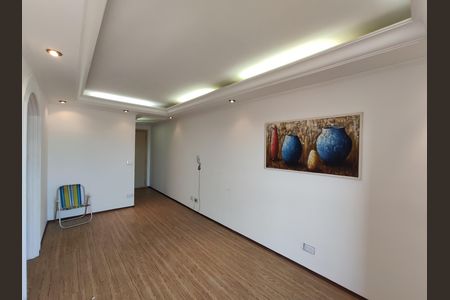 Sala de apartamento para alugar com 3 quartos, 62m² em Canhema, Diadema