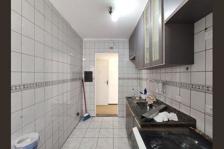 Cozinha de apartamento para alugar com 3 quartos, 62m² em Canhema, Diadema