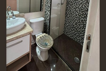 Banheiro de kitnet/studio para alugar com 1 quarto, 43m² em Brás, São Paulo