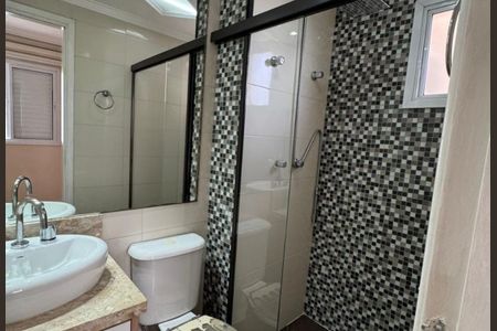 Banheiro de kitnet/studio para alugar com 1 quarto, 43m² em Brás, São Paulo