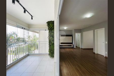 Apartamento à venda com 123m², 3 quartos e 2 vagas