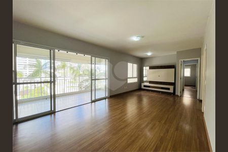 Apartamento à venda com 123m², 3 quartos e 2 vagas