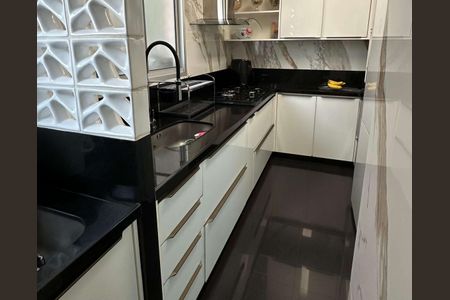 Apartamento à venda com 4 quartos, 108m² em Buritis, Belo Horizonte
