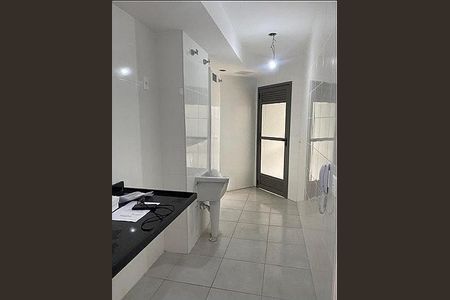 Apartamento à venda com 2 quartos, 70m² em City América, São Paulo