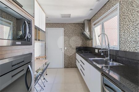 Apartamento à venda com 4 quartos, 168m² em Água Branca, São Paulo