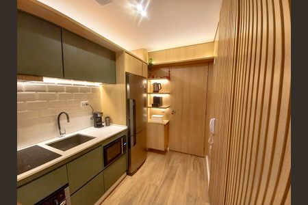 Cozinha de kitnet/studio para alugar com 1 quarto, 24m² em Consolação, São Paulo