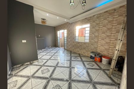 Casa para alugar com 3 quartos, 55m² em Jardim Esmeralda, São Paulo
