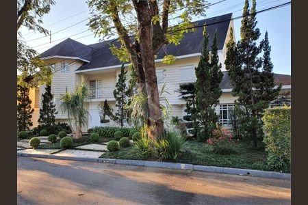 Casa à venda com 5 quartos, 1100m² em Residencial Morumbi, São Paulo
