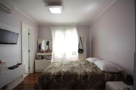 Casa à venda com 4 quartos, 290m² em Jardim Colombo, São Paulo