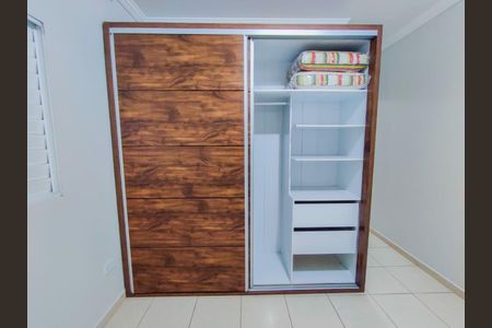 Casa à venda com 3 quartos, 150m² em Parque Oratório, Santo André