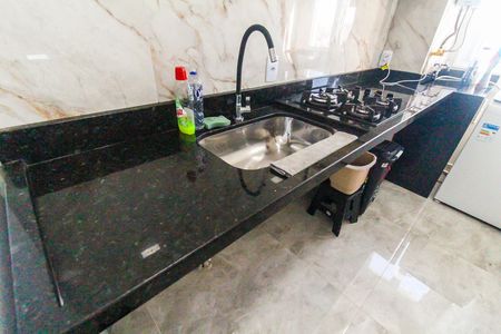 Apartamento para alugar com 41m², 2 quartos e 1 vaga Apartamento para alugar com 41m², 2 quartos e 1 vagaCozinha e Área de Serviço