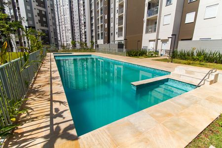 Apartamento para alugar com 41m², 2 quartos e 1 vaga Apartamento para alugar com 41m², 2 quartos e 1 vagaÁrea comum - Piscina