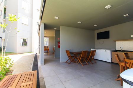 Apartamento para alugar com 41m², 2 quartos e 1 vaga Apartamento para alugar com 41m², 2 quartos e 1 vagaÁrea comum - Churrasqueira