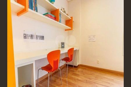 Apartamento à venda com 3 quartos, 105m² em Vila Suzana, São Paulo