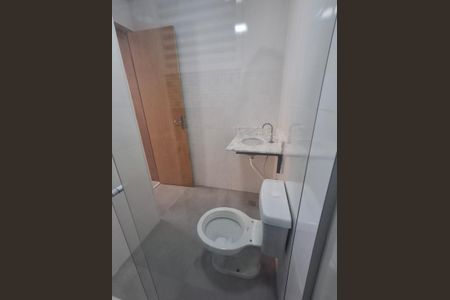 Banheiro de kitnet/studio para alugar com 1 quarto, 25m² em Brás, São Paulo