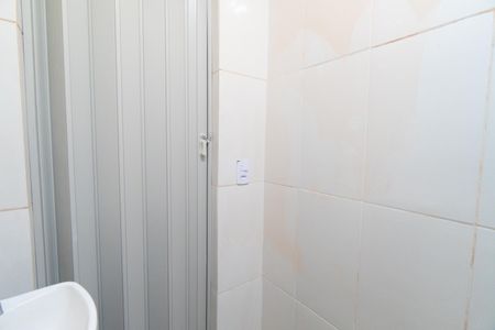 Banheiro de kitnet/studio para alugar com 1 quarto, 35m² em Jardim Jabaquara, São Paulo