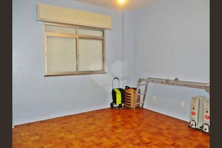 Apartamento à venda com 136m², 4 quartos e sem vaga