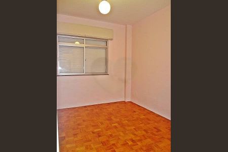 Apartamento à venda com 136m², 4 quartos e sem vaga