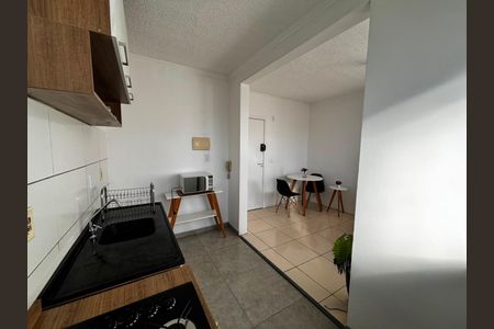 Apartamento para alugar com 2 quartos, 45m² em COHAB B, Gravataí