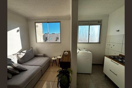 Apartamento para alugar com 2 quartos, 45m² em COHAB B, Gravataí