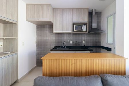 Cozinha de apartamento para alugar com 1 quarto, 50m² em Campo Belo, São Paulo