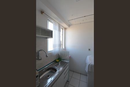 Apartamento para alugar com 44m², 2 quartos e 1 vagaCozinha e Área de Serviço