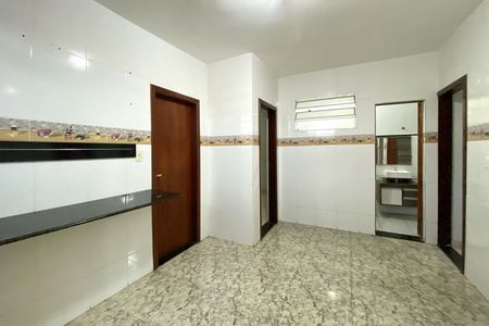 Casa para alugar com 3 quartos, 100m² em Sagrada Família, Belo Horizonte