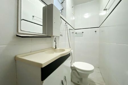 Casa para alugar com 100m², 3 quartos e 1 vaga Casa para alugar com 100m², 3 quartos e 1 vagaBanheiro da Suíte